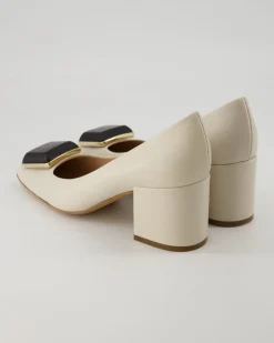 Santafe Pumps in Beige