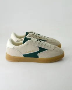Slim Sneaker in Beige