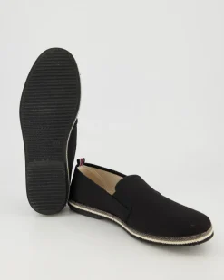 TITAN PACIFIC Slipper in Schwarz