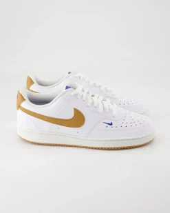 W Nike Court Vison Sneaker in Weiß