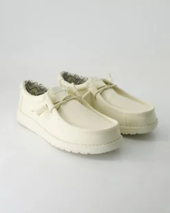 Wally Stretch Sneaker in Beige