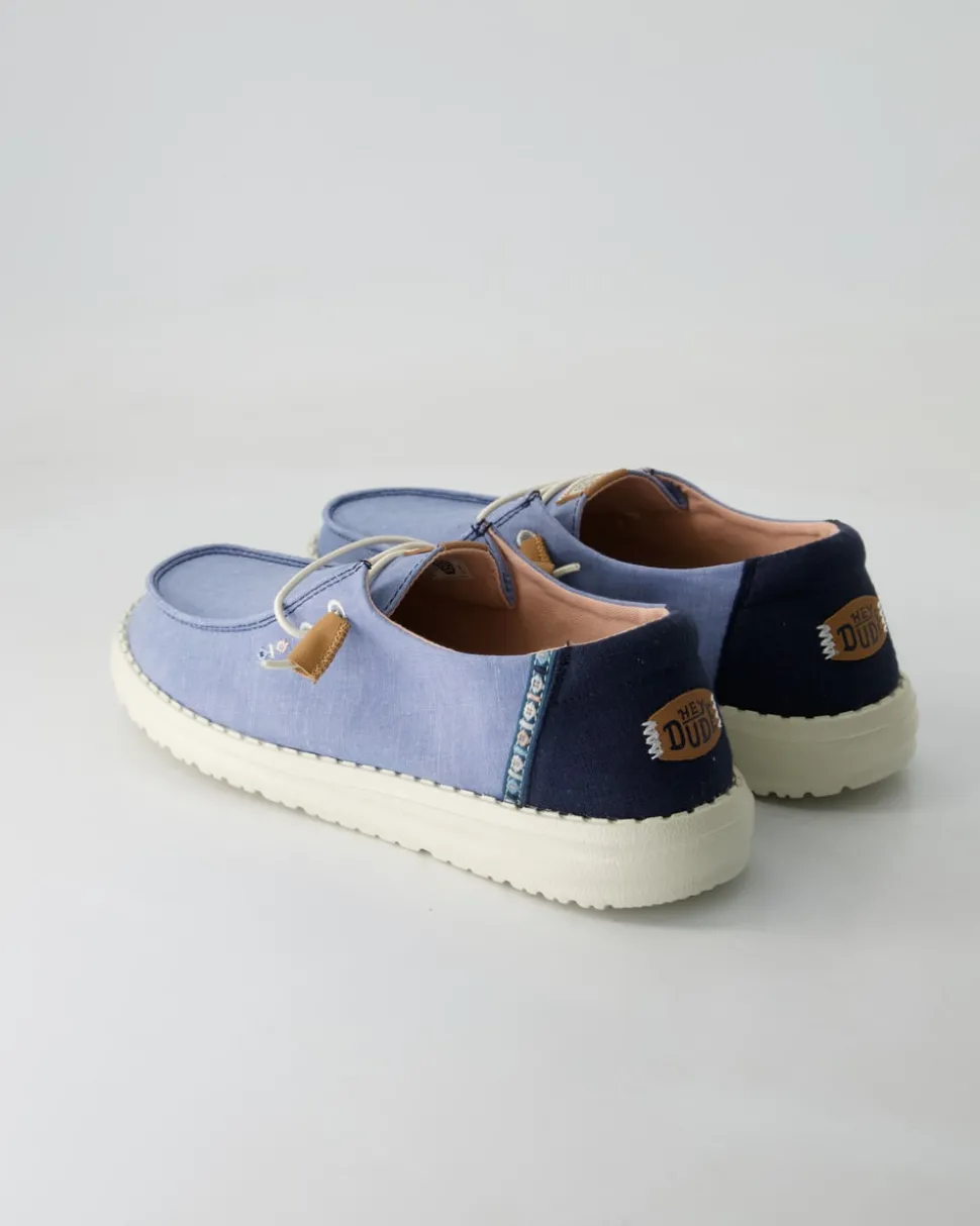 Wendy Chambray Sneaker in Blau